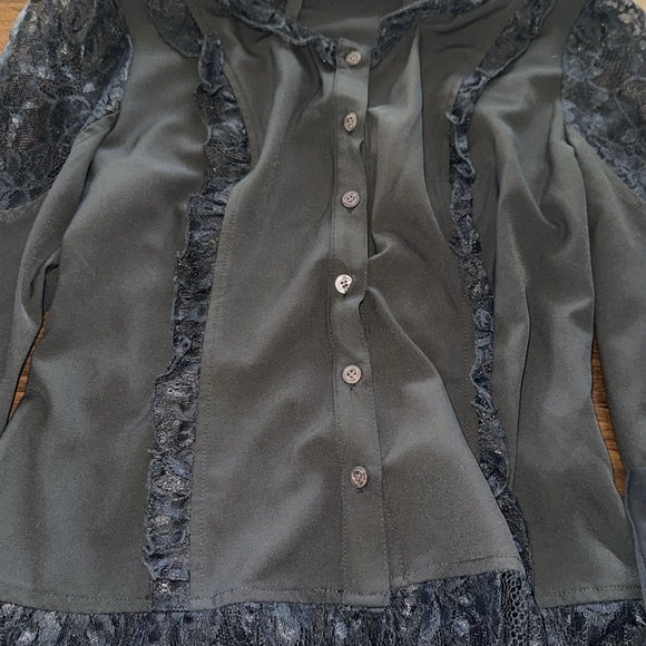 WOMENS steampunk button up top with choker. - Picture 3 of 4
